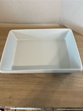 White Ceramic Rectangular Serving Platter - Classic Tableware